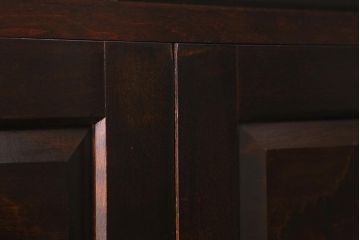 中古　民芸家具　衣装盆付き　上品なデザインの和タンス(衣装箪笥、引き出し、チェスト、着物箪笥)(R-039437)