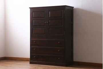 中古　民芸家具　衣装盆付き　上品なデザインの和タンス(衣装箪笥、引き出し、チェスト、着物箪笥)(R-039437)