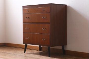 ヴィンテージ家具　イギリスビンテージ　HARRIS LEBUS社　チーク材製　シンプルモダンな佇まいのチェスト(引き出し、ドロワー)(R-039441)