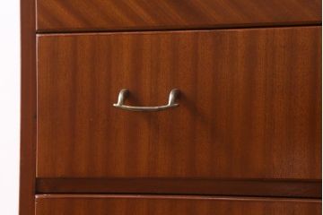 ヴィンテージ家具　イギリスビンテージ　HARRIS LEBUS社　チーク材製　シンプルモダンな佇まいのチェスト(引き出し、ドロワー)(R-039441)