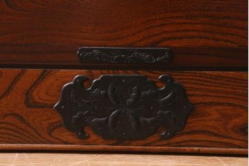 中古　岩谷堂箪笥　北国2号　重厚な雰囲気の収納棚付き衣装箪笥(整理タンス、和タンス、引き出し)(定価約96万円)(R-039446)