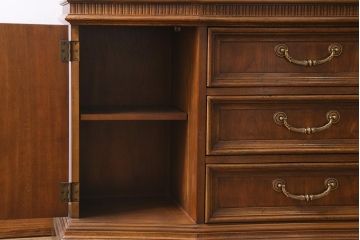 中古　DREXEL HERITAGE(ドレクセルヘリテイジ)　TRYON MANOR(トライオンメナー)　China(チャイナ) 食器棚(キャビネット、飾り棚、収納棚)(定価約98万円)(R-039447)