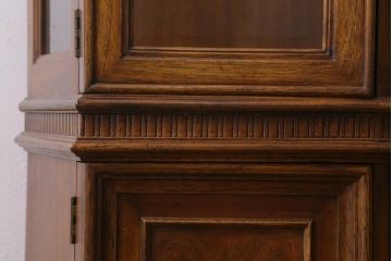 中古　DREXEL HERITAGE(ドレクセルヘリテイジ)　TRYON MANOR(トライオンメナー)　China(チャイナ) 食器棚(キャビネット、飾り棚、収納棚)(定価約98万円)(R-039447)