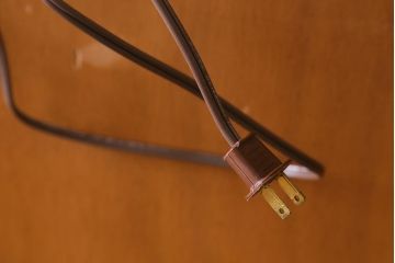 中古　DREXEL HERITAGE(ドレクセルヘリテイジ)　TRYON MANOR(トライオンメナー)　China(チャイナ) 食器棚(キャビネット、飾り棚、収納棚)(定価約98万円)(R-039447)