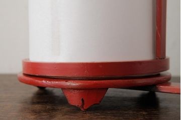 アンティーク雑貨　和製アンティーク　江戸明治期　朱塗りが目を引く木製の手持ち行灯(手燭、行燈、照明)(R-039448)