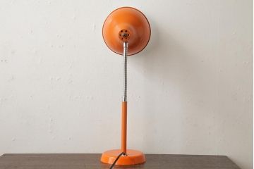レトロ照明　ビビットなオレンジが可愛らしいデスクスタンド(スタンドライト、卓上照明)(R-039449)