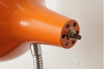 レトロ照明　ビビットなオレンジが可愛らしいデスクスタンド(スタンドライト、卓上照明)(R-039449)