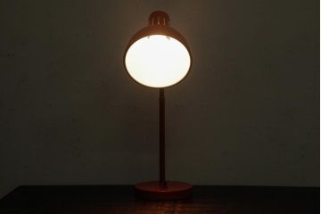 レトロ照明　鮮やかでポップなカラーのデスクスタンド(スタンドライト、卓上照明)(R-039450)
