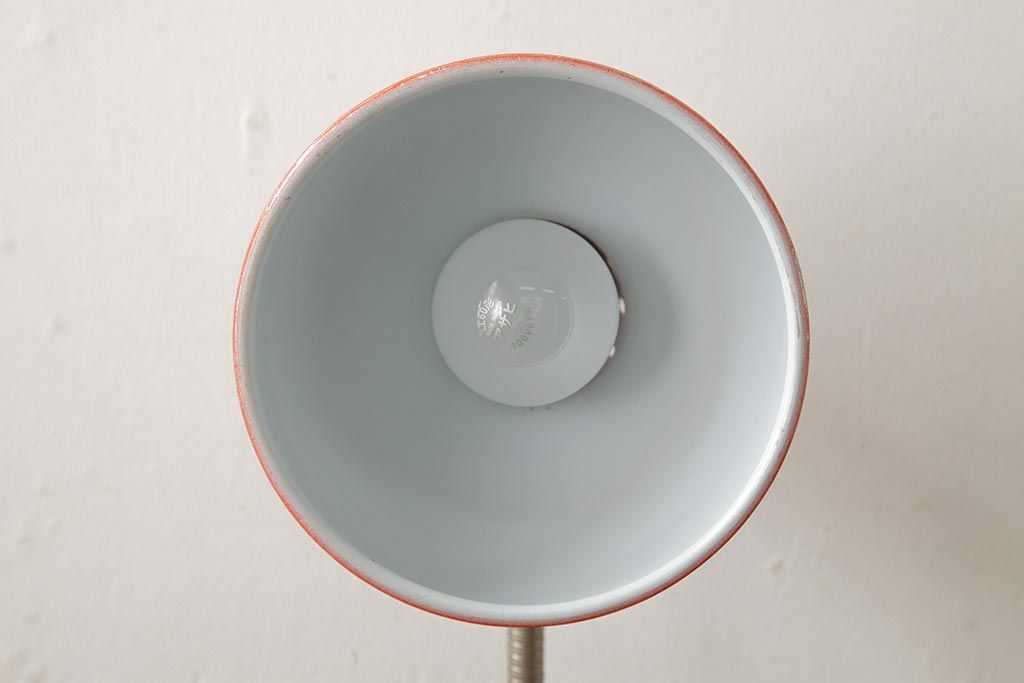 レトロ照明　鮮やかでポップなカラーのデスクスタンド(スタンドライト、卓上照明)(R-039450)