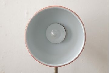 レトロ照明　鮮やかでポップなカラーのデスクスタンド(スタンドライト、卓上照明)(R-039450)