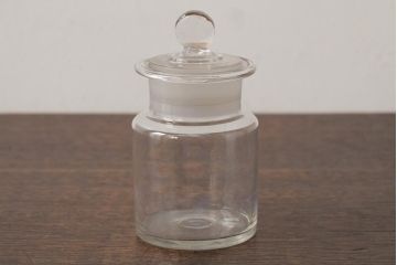 アンティーク雑貨　レトロ雑貨　アンティークボトル　小さな蓋付きガラス瓶(ガラスビン)(R-039453)