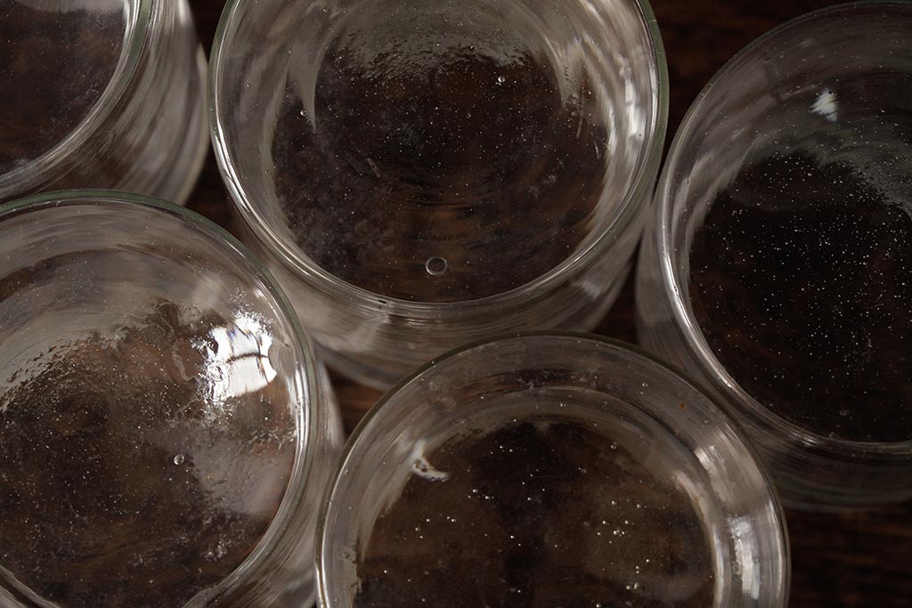 アンティーク雑貨　レトロ雑貨　アンティークボトル　小さな蓋付きガラス瓶5個セット(ガラスビン)(R-039454)