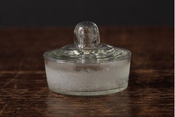 アンティーク雑貨　レトロ雑貨　アンティークボトル　小さな蓋付きガラス瓶5個セット(ガラスビン)(R-039454)