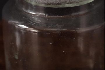 アンティーク雑貨　レトロ雑貨　アンティークボトル　小さな蓋付きガラス瓶5個セット(ガラスビン)(R-039454)