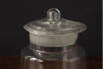 アンティーク雑貨　レトロ雑貨　アンティークボトル　小さな蓋付きガラス瓶5個セット(ガラスビン)(R-039455)