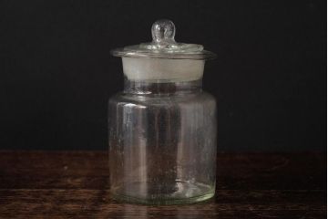 アンティーク雑貨　レトロ雑貨　アンティークボトル　小さな蓋付きガラス瓶5個セット(ガラスビン)(R-039457)