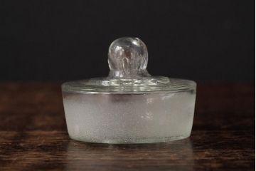 アンティーク雑貨　レトロ雑貨　アンティークボトル　小さな蓋付きガラス瓶5個セット(ガラスビン)(R-039457)