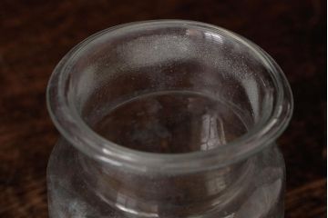 アンティーク雑貨　レトロ雑貨　アンティークボトル　小さな蓋付きガラス瓶5個セット(ガラスビン)(R-039458)