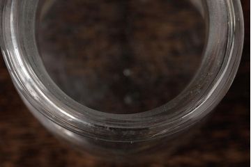 アンティーク雑貨　レトロ雑貨　アンティークボトル　小さな蓋付きガラス瓶5個セット(ガラスビン)(R-039458)