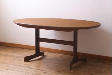 ヴィンテージ家具　G-PLAN(ジープラン) 北欧家具　チーク材　やさしく穏やかなオーバル型のエクステンションテーブル(ダイニングテーブル、ビンテージ)(R-039462)