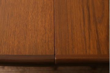 ヴィンテージ家具　G-PLAN(ジープラン) 北欧家具　チーク材　やさしく穏やかなオーバル型のエクステンションテーブル(ダイニングテーブル、ビンテージ)(R-039462)