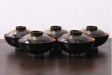 アンティーク雑貨　和製アンティーク　漆器　迫力ある海老の図柄が描かれた木製椀5客セット(和食器)(R-039463)