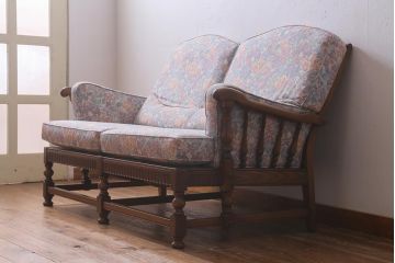 ヴィンテージ家具　美品　ERCOL(アーコール)　York Minster(ヨーク・ミンスター)　淡い色味の花柄ファブリックがお洒落な2人掛けソファ(アームソファ、ラブソファ、ビンテージ)(R-039470)
