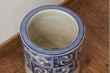 アンティーク雑貨　大正昭和初期　タイルのような図柄がすてきな瀬戸火鉢(鉢カバー)(R-039479)