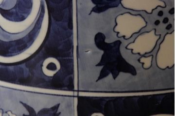 アンティーク雑貨　大正昭和初期　タイルのような図柄がすてきな瀬戸火鉢(鉢カバー)(R-039479)