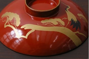 アンティーク雑貨　和製アンティーク　松・鶴図柄　縁起物の蒔絵が美しい木製椀5客セット(漆器、和食器)(R-039489)