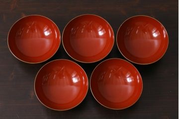 アンティーク雑貨　和製アンティーク　松・鶴図柄　縁起物の蒔絵が美しい木製椀5客セット(漆器、和食器)(R-039490)