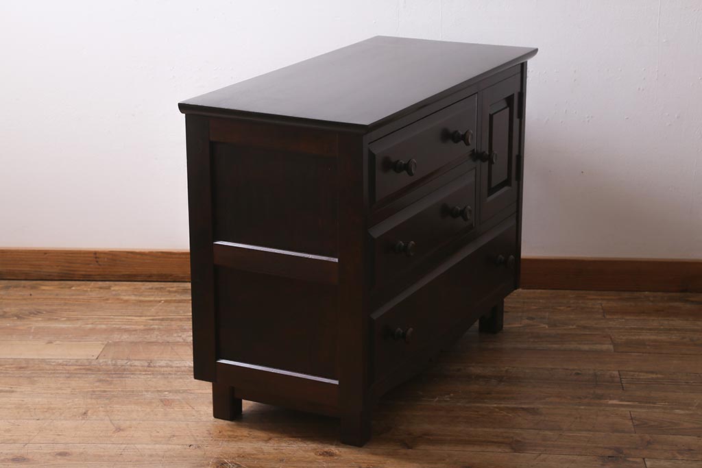 中古　リメイク家具　北海道民芸家具　上質な作りが魅力のサイドキャビネット(リビングボード、引き出し、チェスト、テレビ台)(R-039494)