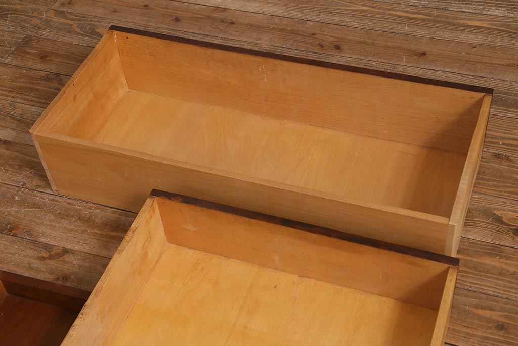 中古　リメイク家具　北海道民芸家具　上質な作りが魅力のサイドキャビネット(リビングボード、引き出し、チェスト、テレビ台)(R-039494)