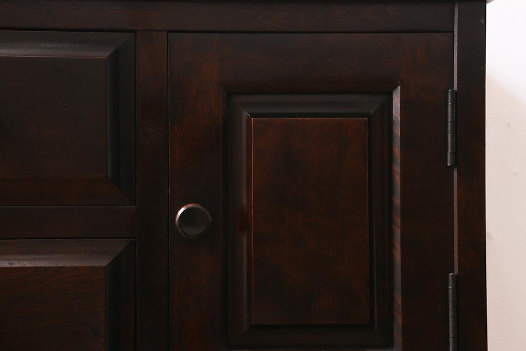 中古　リメイク家具　北海道民芸家具　上質な作りが魅力のサイドキャビネット(リビングボード、引き出し、チェスト、テレビ台)(R-039494)