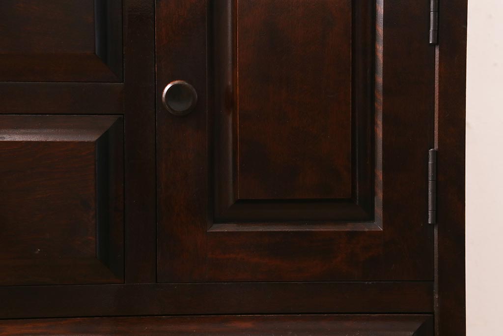 中古　リメイク家具　北海道民芸家具　上質な作りが魅力のサイドキャビネット(リビングボード、引き出し、チェスト、テレビ台)(R-039494)