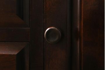 中古　リメイク家具　北海道民芸家具　上質な作りが魅力のサイドキャビネット(リビングボード、引き出し、チェスト、テレビ台)(R-039494)