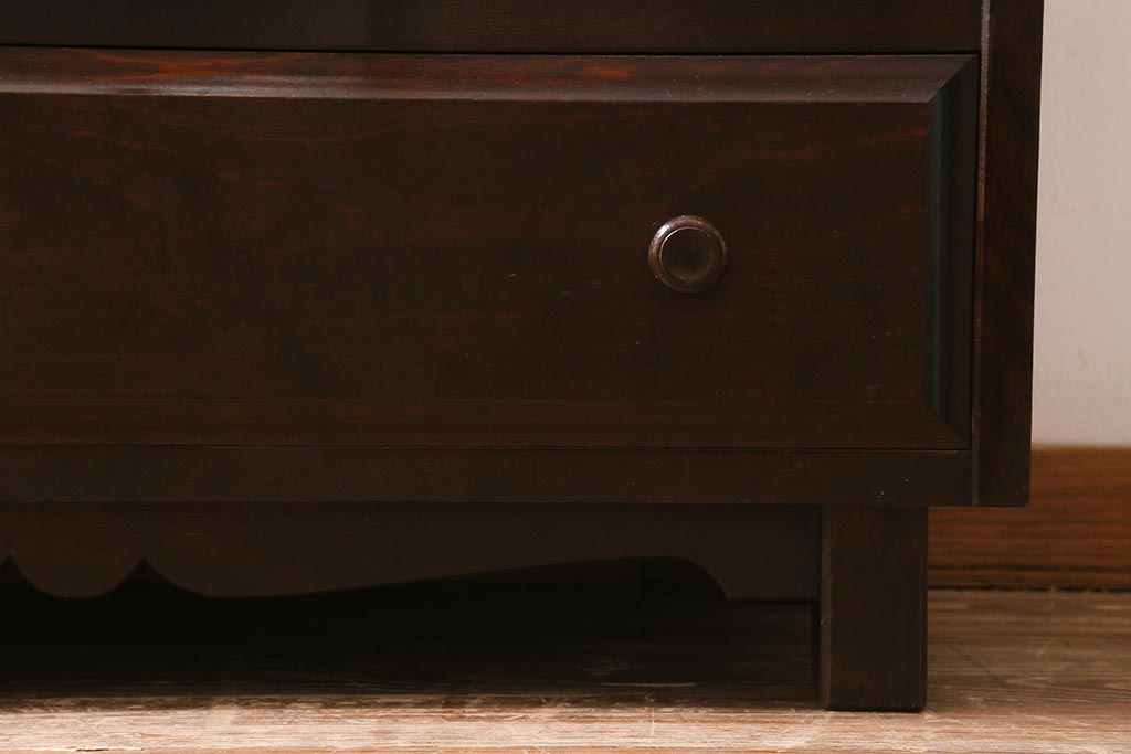 中古　リメイク家具　北海道民芸家具　上質な作りが魅力のサイドキャビネット(リビングボード、引き出し、チェスト、テレビ台)(R-039494)