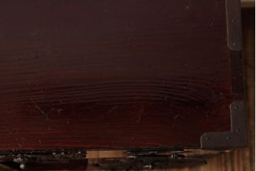 アンティーク家具　和製アンティーク　明治大正期　打ち出し金具　縁起物の金具が目を惹く庄内小箪笥(衣装箪笥、引き出し)(R-039501)