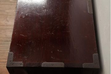 アンティーク家具　和製アンティーク　明治大正期　打ち出し金具　縁起物の金具が目を惹く庄内小箪笥(衣装箪笥、引き出し)(R-039501)