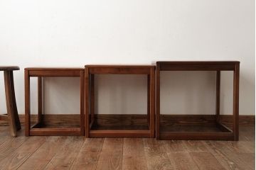 ヴィンテージ家具　イギリスビンテージ　G-PLAN(ジープラン)　オーク材　パーケット天板　北欧デザインのネストテーブル(サイドテーブル)(R-039502)
