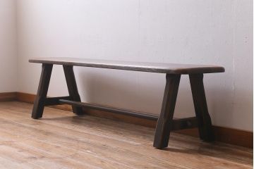 中古　飛騨産業　キツツキ　プロヴィンシャル　素朴な風合いが温かみのあるトリッスルベンチ(板座チェア、ダイニングベンチ、飾り台)(R-039505)