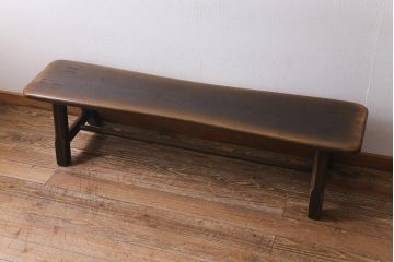 中古　飛騨産業　キツツキ　プロヴィンシャル　素朴な風合いが温かみのあるトリッスルベンチ(板座チェア、ダイニングベンチ、飾り台)(R-039505)