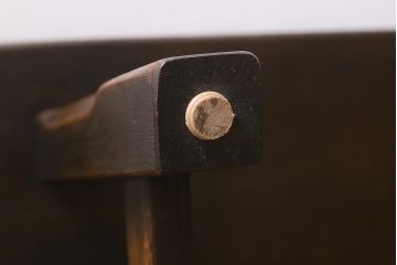 中古　飛騨産業　キツツキ　プロヴィンシャル　素朴な風合いが温かみのあるトリッスルベンチ(板座チェア、ダイニングベンチ、飾り台)(R-039505)