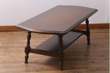 中古　飛騨産業　キツツキマーク　穂高シリーズ　クラシカルなデザインが素敵なセンターテーブル(ローテーブル、リビングテーブル)(R-039507)