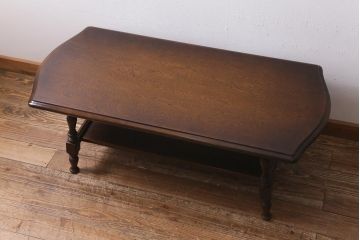 中古　飛騨産業　キツツキマーク　穂高シリーズ　クラシカルなデザインが素敵なセンターテーブル(ローテーブル、リビングテーブル)(R-039507)