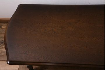 中古　飛騨産業　キツツキマーク　穂高シリーズ　クラシカルなデザインが素敵なセンターテーブル(ローテーブル、リビングテーブル)(R-039507)