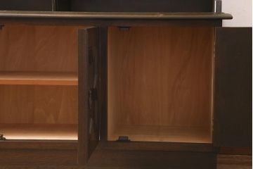 ヴィンテージ家具　神戸家具　永田良介商店　落ち着いた色味が素敵な気品漂う本棚(収納棚、飾り棚、カップボード、ビンテージ)(R-039509)