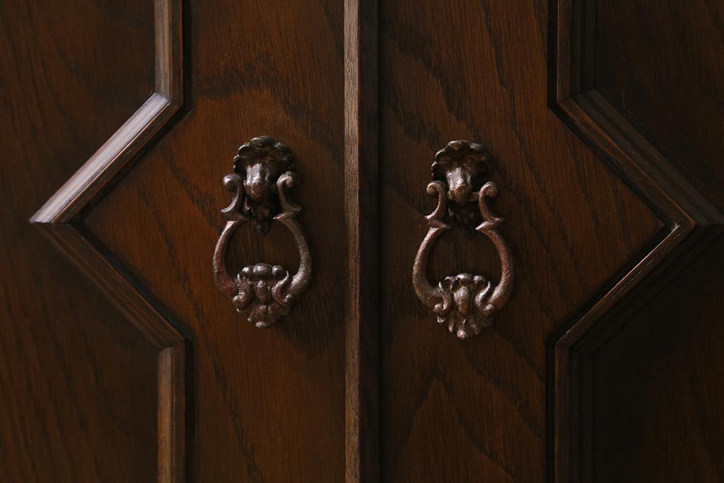 ヴィンテージ家具　神戸家具　永田良介商店　落ち着いた色味が素敵な気品漂う本棚(収納棚、飾り棚、カップボード、ビンテージ)(R-039509)