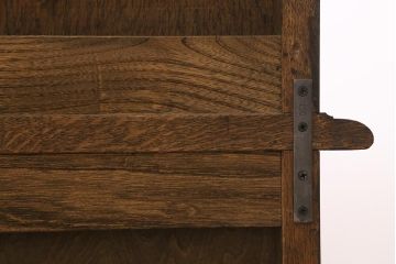 ヴィンテージ家具　神戸家具　永田良介商店　落ち着いた色味が素敵な気品漂う本棚(収納棚、飾り棚、カップボード、ビンテージ)(R-039509)