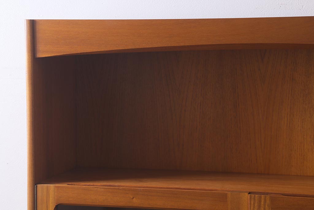 ヴィンテージ家具　北欧ビンテージ　nathan社(ネイサン)　チーク材　ウォールユニット(キャビネット、食器棚)(R-039510)